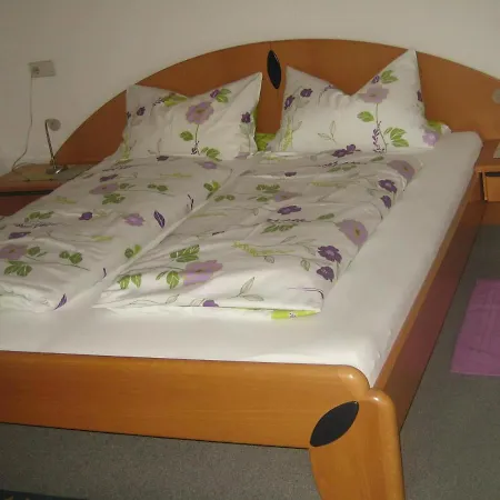 Apartment Dreilaenderblick Ferienwohnungen *